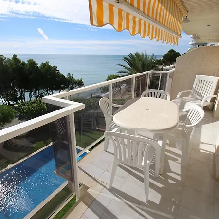 Apartment Calas *